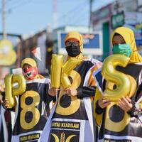 pks-gelar-kampanye-kreatif-dengan-flashmob