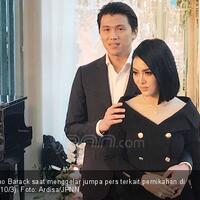 oops-syahrini-ternyata-suka-yang-besar-dari-reino-barack