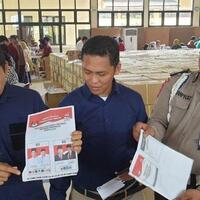 satu-penyebar-hoaks-7-kontainer-surat-suara-tercoblos-dilimpahkan-ke-kejati-samarinda