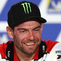 cal-crutchlow-sempat-pesimis-namun-akhirnya-finis-di-posisi-tiga