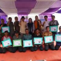 kementan-beri-bantuan-alsintan-senilai-rp-677-juta-ke-petani-karawang