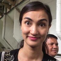 atiqah-hasiholan-optimis-ibunya-dapat-keringanan-hukuman