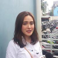 shandy-aulia-pantau-kelakuan-netizen-yang-menghinanya-di-media-sosial