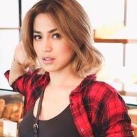 ayahanda-tercinta-tiba-tiba-masuk-ugd-jessica-iskandar-panjatkan-doa-sendu