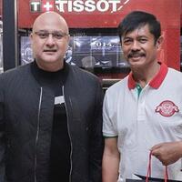 irwan-mussry-bagikan-jam-tangan-mewah-untuk-timnas-u-22-sebagai-hadiah-piala-aff