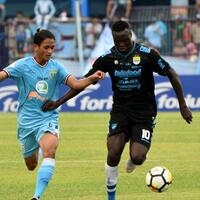 ezechiel-rasakan-kebahagiaan-di-laga-terakhir-persib-di-piala-presiden