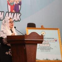 hadiri-acara--semarak--menko-pmk-puan-maharani-minta-agar-fungsi-masjid-dikembalikan