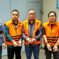 kpk-eksekusi-4-terpidana-ke-penjara