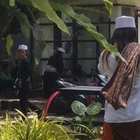 penampilan-bahar-bin-smith-diikuti-santrinya-ini-alasannya