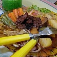 5-kuliner-selat-paling-lezat-di-solo-cobain-nikmatnya-selat-solo-mbak-lies