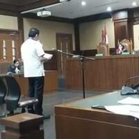 lucas-bilang-dirinya-pantas-dibebaskan-sebut-nama-dina-dan-jimmy