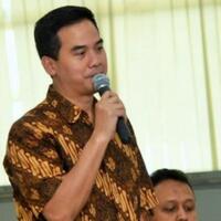 legislator-dorong-bumn-farmasi-sediakan-obat-terjangkau