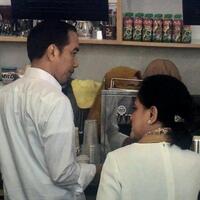 resmikan-terminal-baru-bandara-depati-amir-jokowi-dan-iriana-jajan-kopi