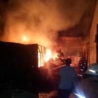 pabrik-tahu-di-mampang-prapatan-terbakar