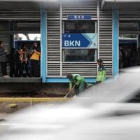 geger-di-halte-transj-penumpang-ditusuk-gegara-sikap-duduk