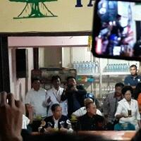 seruput-kopi-robusta-asli-balige-jokowi-mantap-betul-cuma-rp-7-ribu