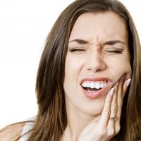 mewaspadai-penyebab-sakit-gigi-yang-sering-kambuh