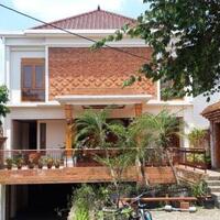 rumah-ketua-umum-ppp-romahurmuziy-terlihat-sepi-pasca-ott-kpk-di-jawa-timur