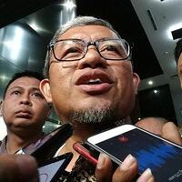 dalam-dakwaan-kasus-korupsi-bjb-syariah-tak-satu-pun-menyebut-aher