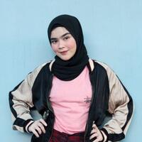 cerita-sivia-azizah-bergaya-sporty-yang-berawal-dari-hobi-koleksi-sneaker