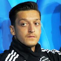 bela-sungkawa-mesut-oezil-untuk-korban-penembakan-masjid-di-selandia-baru