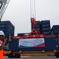 bps-neraca-perdagangan-bulan-februari-2019-surplus-330-juta-dolar-as