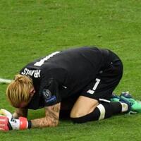 tak-hanya-di-liverpool-nasib-apes-mengikuti-loris-karius-sampai-ke-turki