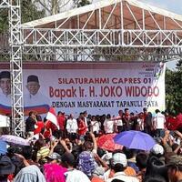 gagal-dapat-jaket-mahasiswi-minta-jadi-mantu-jokowi