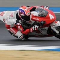 lap-akhir-dramatis-afridza-munandar-sukses-asapi-dua-pembalap-jepang-di-atc-thailand