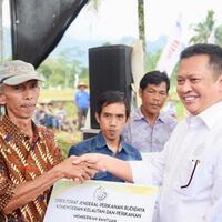 bamsoet-panen-raya-ikan-nila-dan-serahkan-bantuan-perikanan