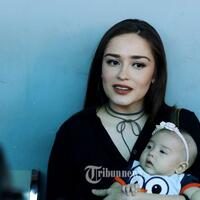 yasmine-wildblood-baru-tahu-hamil-usai-daki-gunung