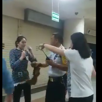 4-fakta-di-balik-video-viral-cekcok-dua-wanita-di-mangga-dua