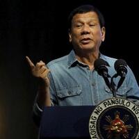 duterte-sebut-polwan-dan-prajurit-wanita-sebagai-jalang