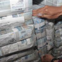 dolar-lesu-tunggu-rapat-the-fed-rupiah-masih-terbaik-asia