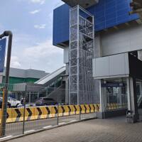 ajag-ijig-nyobain-naik-mrt-jakarta