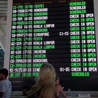 kini-kamu-bisa-menggunakan-fasilitas-bandara-via-traveloka-app