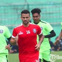 fisioterapis-arema-fc-beberkan-penyebab-fisik-striker-asing-arema-fc-cepat-drop