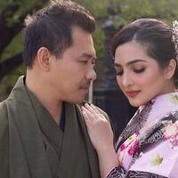 ashanty-pakai-hijab-saat-rayakan-ulang-tahun-anang-hermansyah