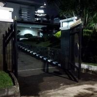 rumah-dinas-menteri-lukman-tampak-kosong-dengan-pagar-terbuka