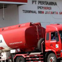 dua-mobil-tangki-pertamina-dibajak-dilarikan-menuju-istana