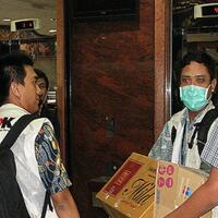 kpk-temukan-fulus-rupiah-dan-dolar-di-ruangan-kerja-menag