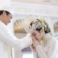 lagu-restu-syahrini-diluncurkan-simak-liriknya-mungkinkah-menyindir-seseorang