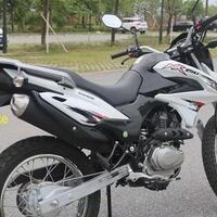 motor-trail-suzuki-dilego-lebih-murah-dari-kawasaki-klx-dan-honda-crf