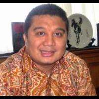 dukung-prabowo-erwin-aksa-resmi-diberhentikan-dari-partai-golkar