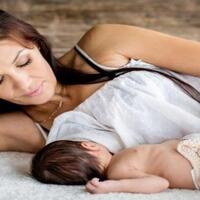 ibu-menyusui-suka-minum-kopi-adakah-pengaruh-berbahaya-pada-bayinya