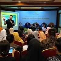 bertrand-antolin-adakan-pelatihan-bisnis-dan-e-commerce-bagi-umkm