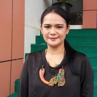 shezy-idris-menangis-saat-dapat-hak-asuh-kedua-anaknya-sang-mantan-suami-buka-suara