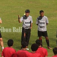 bali-united-masih-terbuka-pemain-cadangan-jadi-pemain-inti-kata-stefano-cugurra-teco