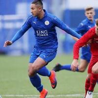 pesepak-bola-terkaya-di-dunia-punya-kakak-cantik-nan-seksi-yang-kaya-raya