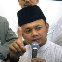 bima-arya-acungkan-jempol-dihadapan-jokowi-untuk-warga-bogor